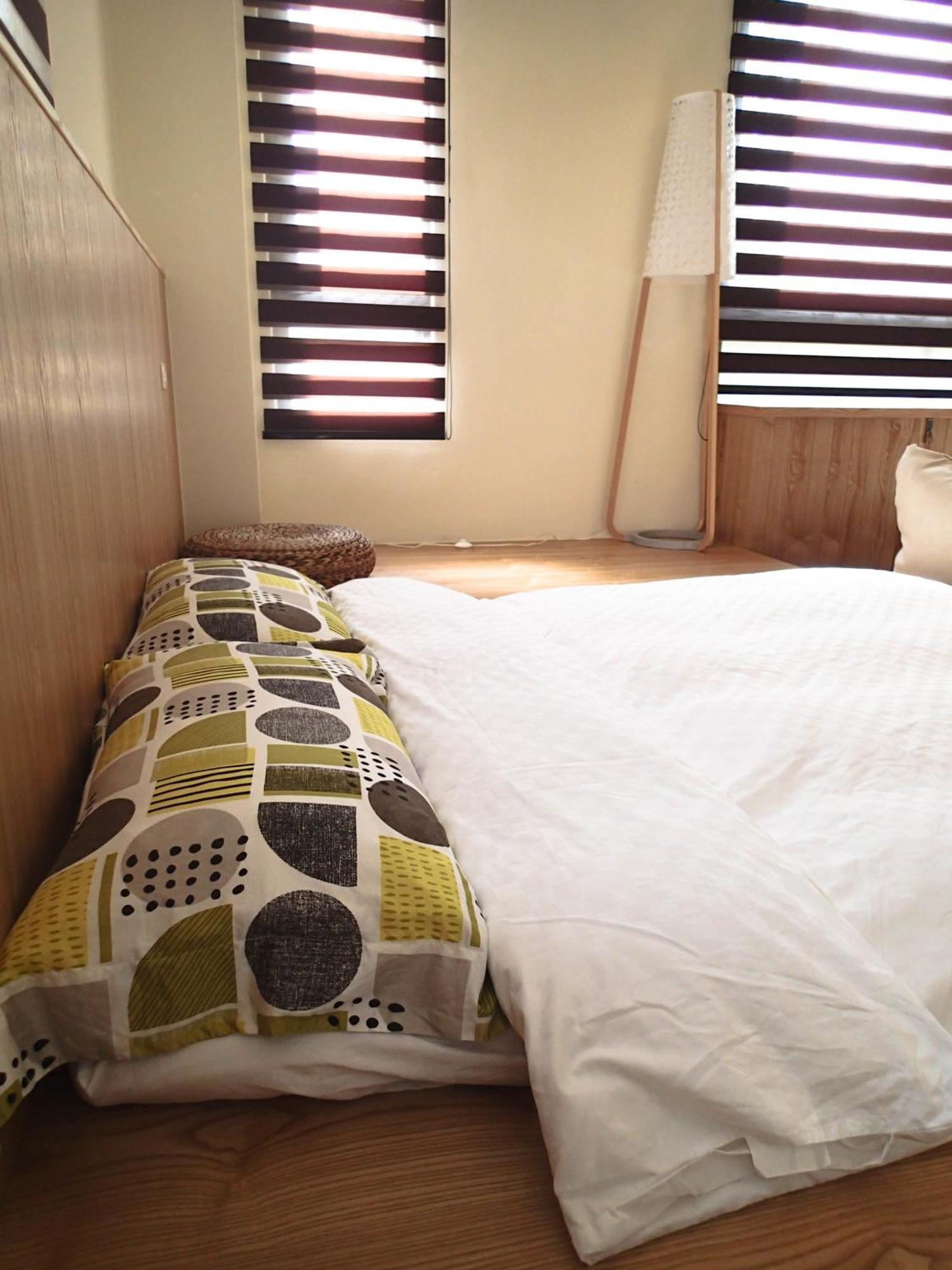 Meow G Cafe Hostel เมืองฮวาเหลียน ห้อง รูปภาพ