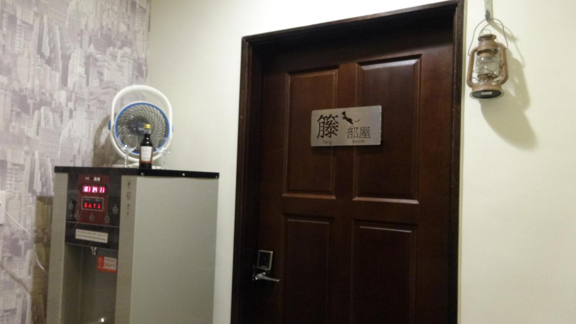 Meow G Cafe Hostel เมืองฮวาเหลียน ห้อง รูปภาพ