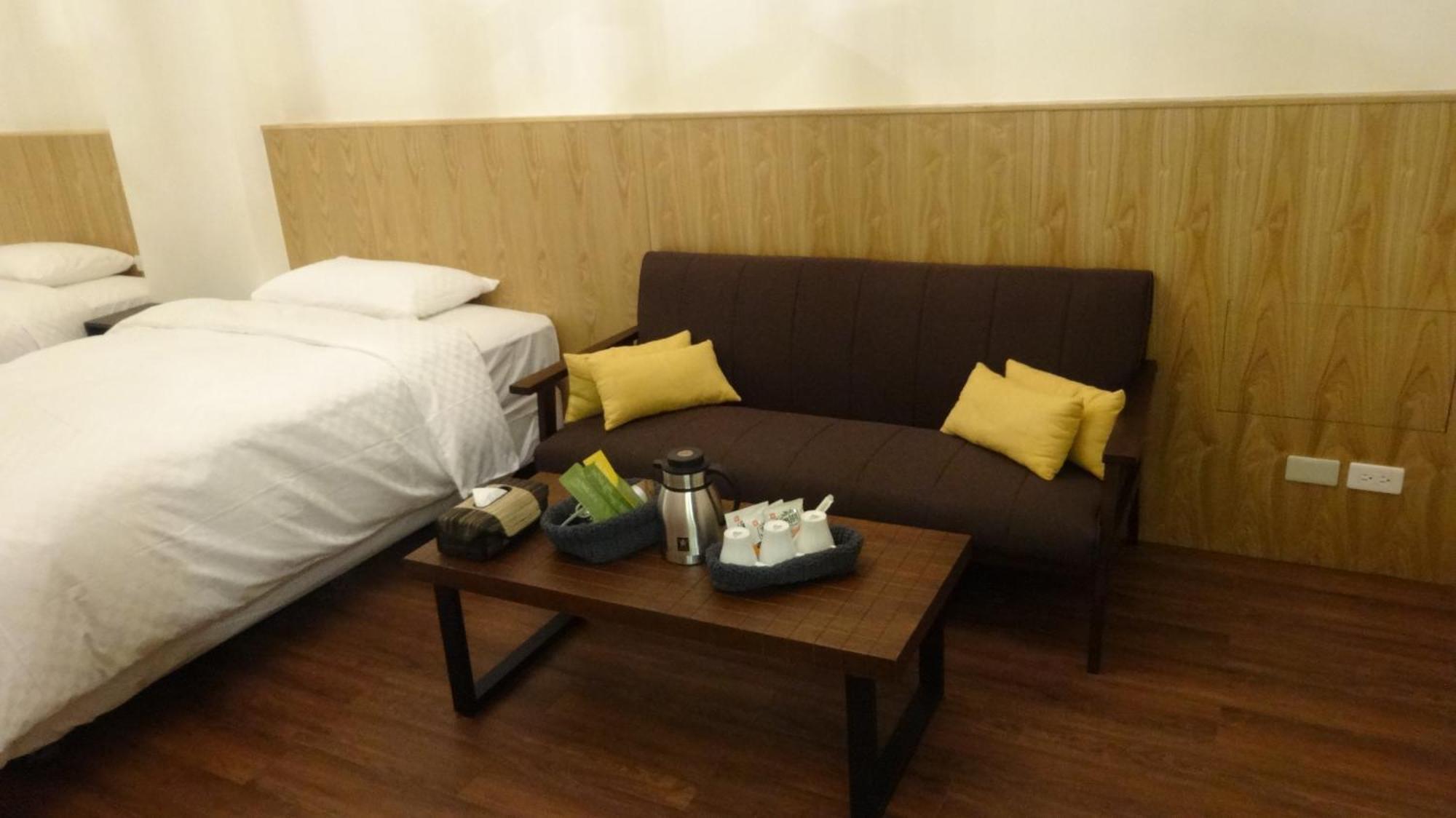 Meow G Cafe Hostel เมืองฮวาเหลียน ห้อง รูปภาพ