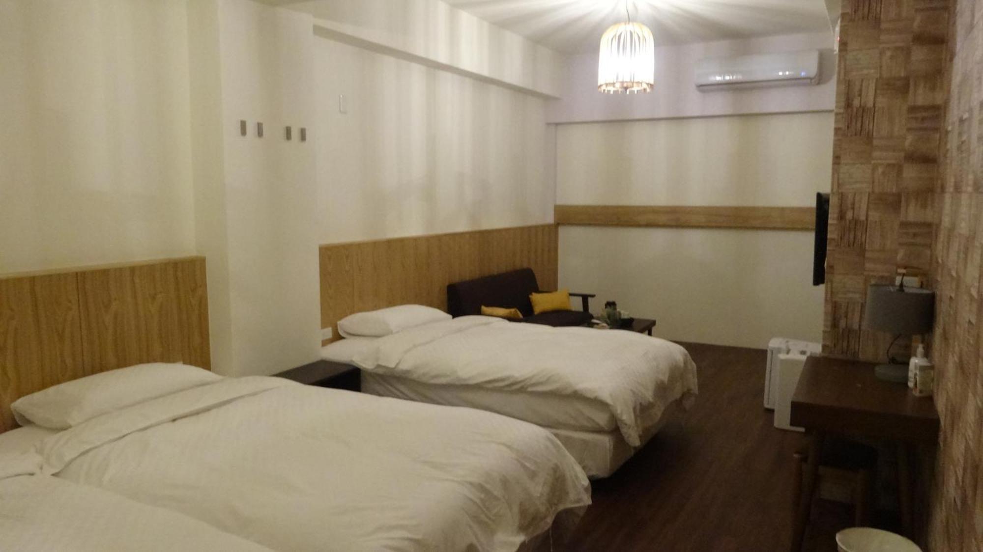 Meow G Cafe Hostel เมืองฮวาเหลียน ห้อง รูปภาพ