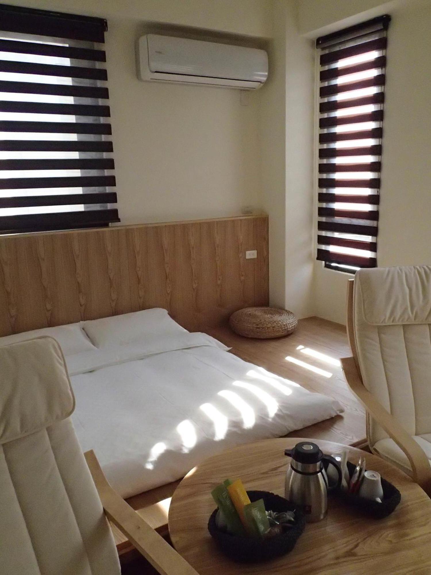 Meow G Cafe Hostel เมืองฮวาเหลียน ห้อง รูปภาพ